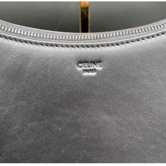 Pre-owned Celine Medium Ava Chain Handbag - Priced to Sell Fast - Picture 8 of 11